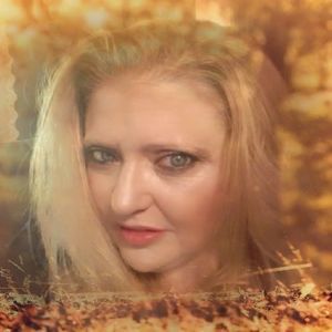 Meet your Posher, Desiree